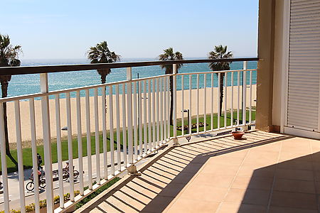 Beach front apartment in Sant Antoni de Calonge