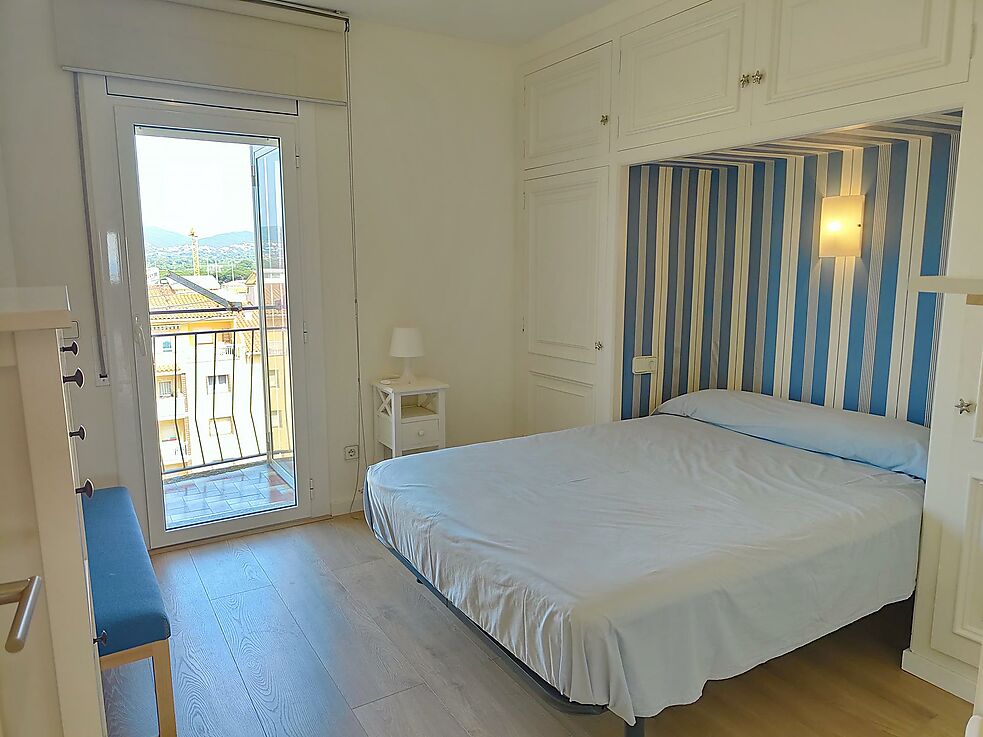 Seafront apartment in Sant Antoni de Calonge