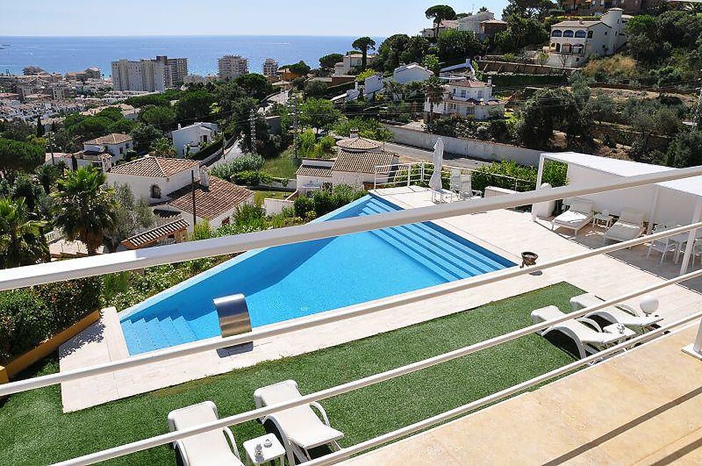 5 bedrooms villa with panoramic sea views in Sant Antoni de Calonge