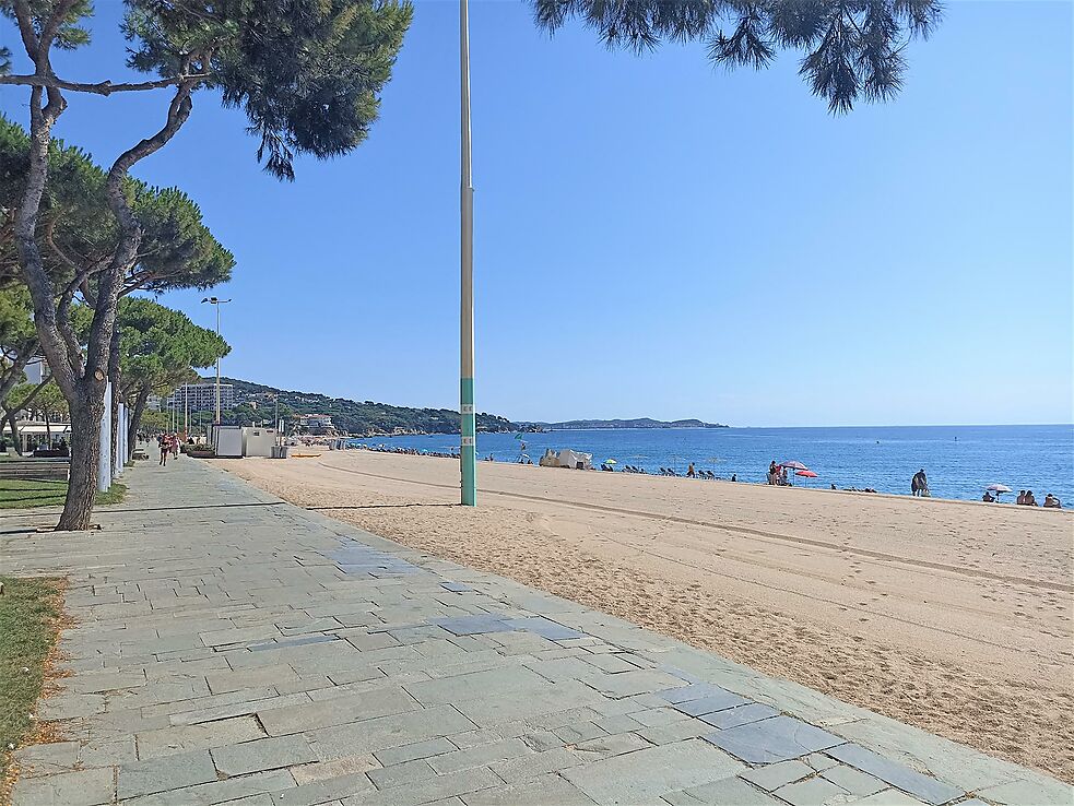On the seafront, Platja D'Aro.