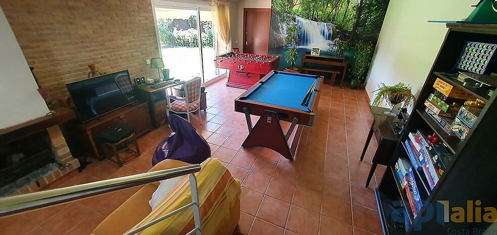 CASA  A CALONGE URB. MAS PERE