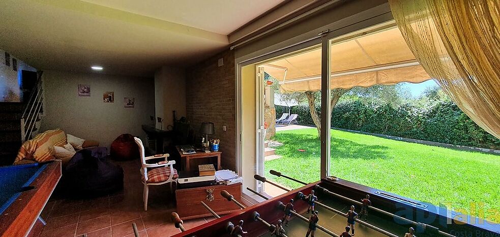 CASA  A CALONGE URB. MAS PERE