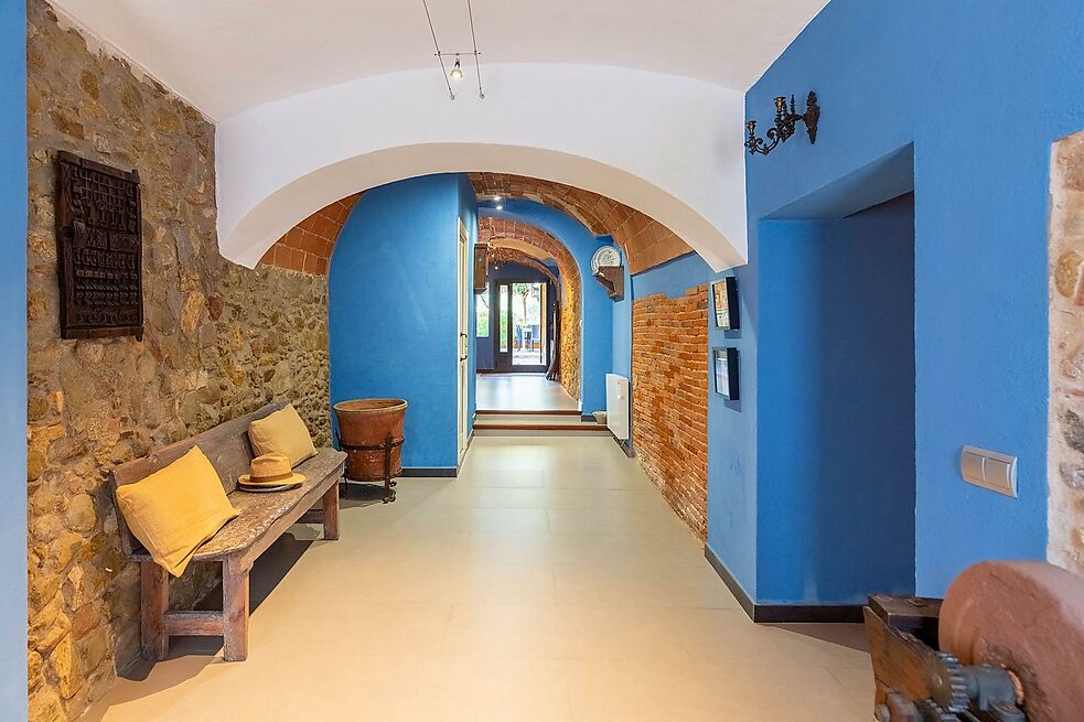 Exclusiva casa rústica totalment renovada situada a Mas Barceló, Calonge.