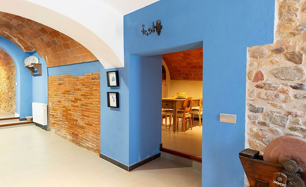 Exclusiva casa rústica totalment renovada situada a Mas Barceló, Calonge.