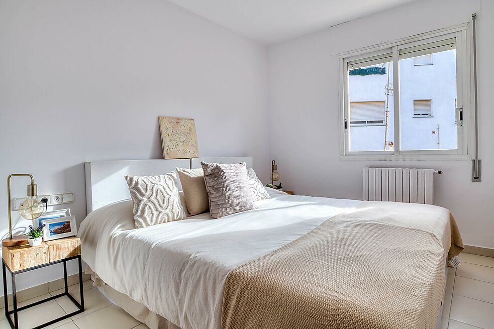 DUPLEX WITH TERRACE IN THE CENTER OF SANT FELIU DE GUÍXOLS
