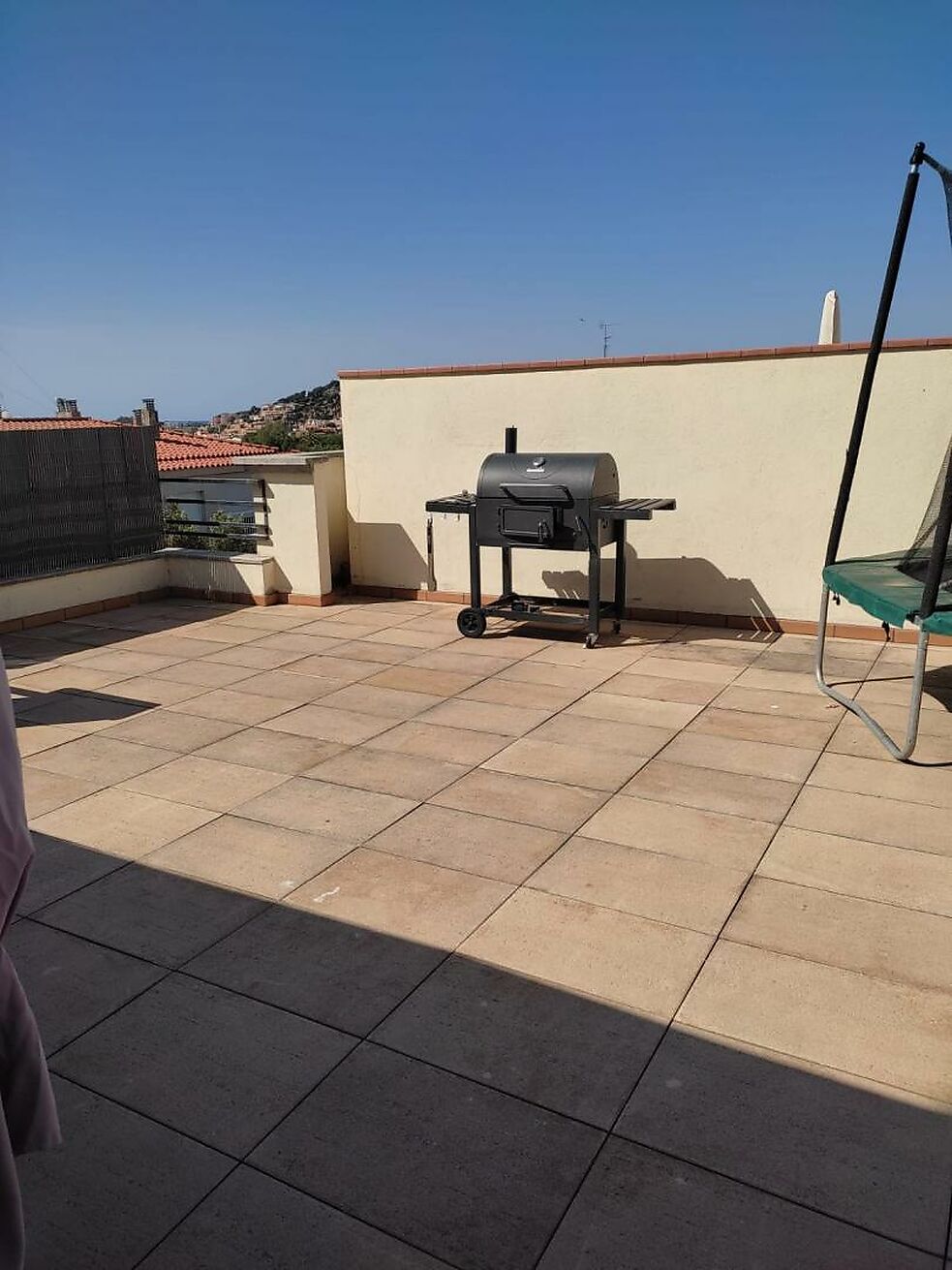 EXCELENTE ÁTICO CON ENORME TERRAZA