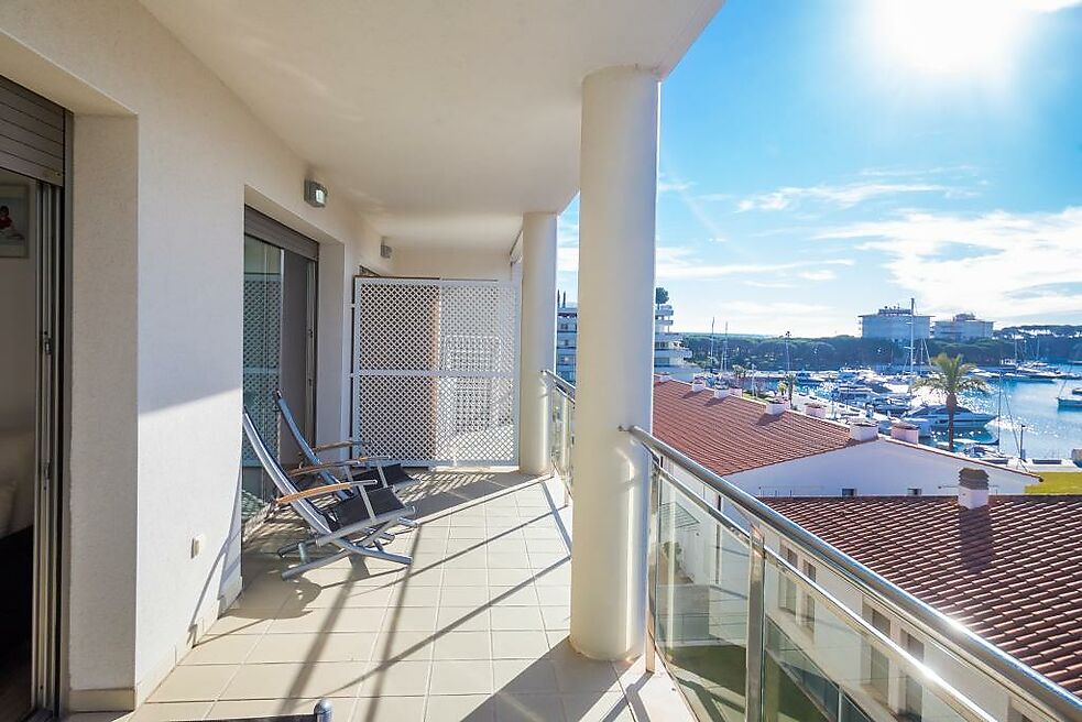 Appartement avec belle vue dans le port