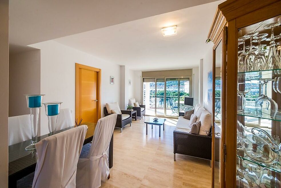 Appartement avec belle vue dans le port
