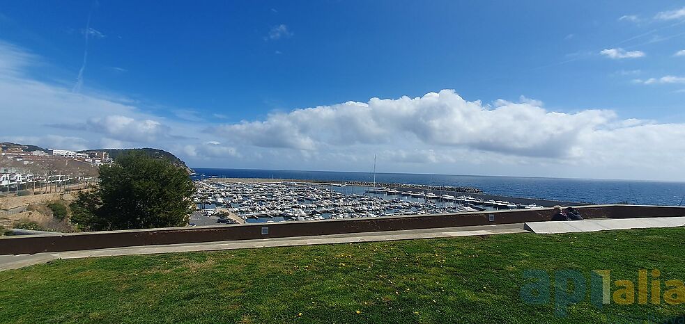 APARTMENT IN EL PEDRÓ WITH BEAUTIFUL SEA VIEWS