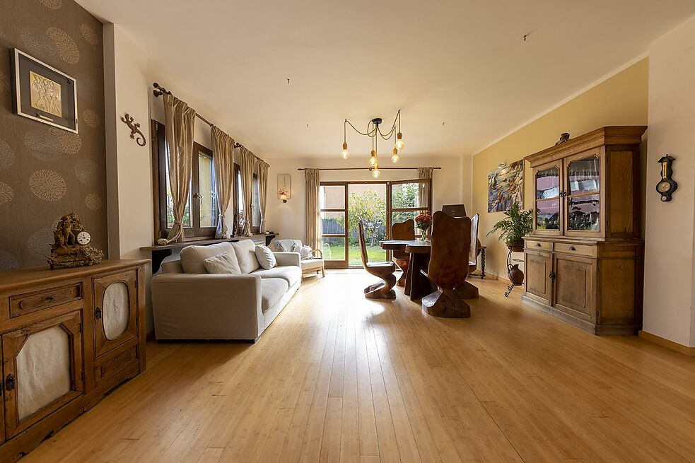 Beautiful detached Villa for sale in Vall-llobrega