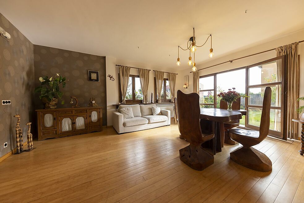 Beautiful detached Villa for sale in Vall-llobrega