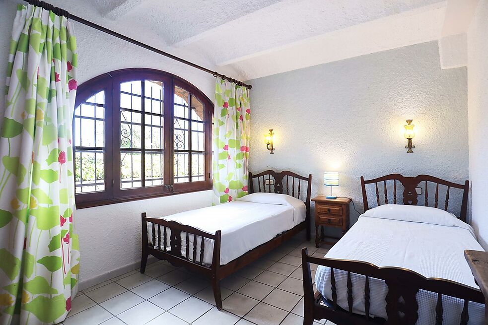 Chalet con piscina privada en venta en Calonge