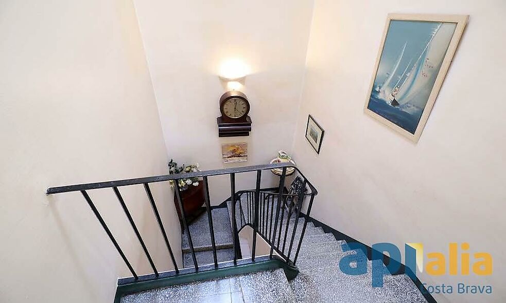 Discover the charm and tranquility of the Costa Brava in our beautiful town house in San Feliu de Guíxols.
