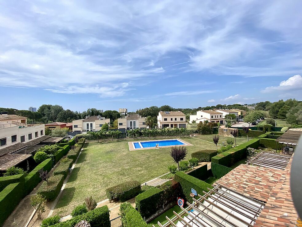 House for sale in Palamós