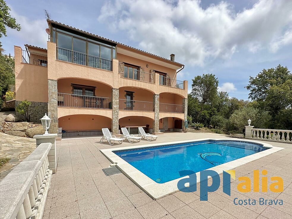 House for sale in Calonge