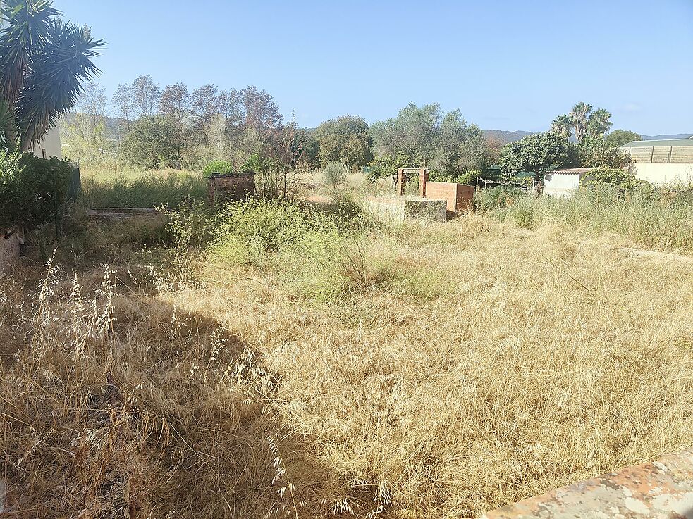 Plot for sale in Calonge