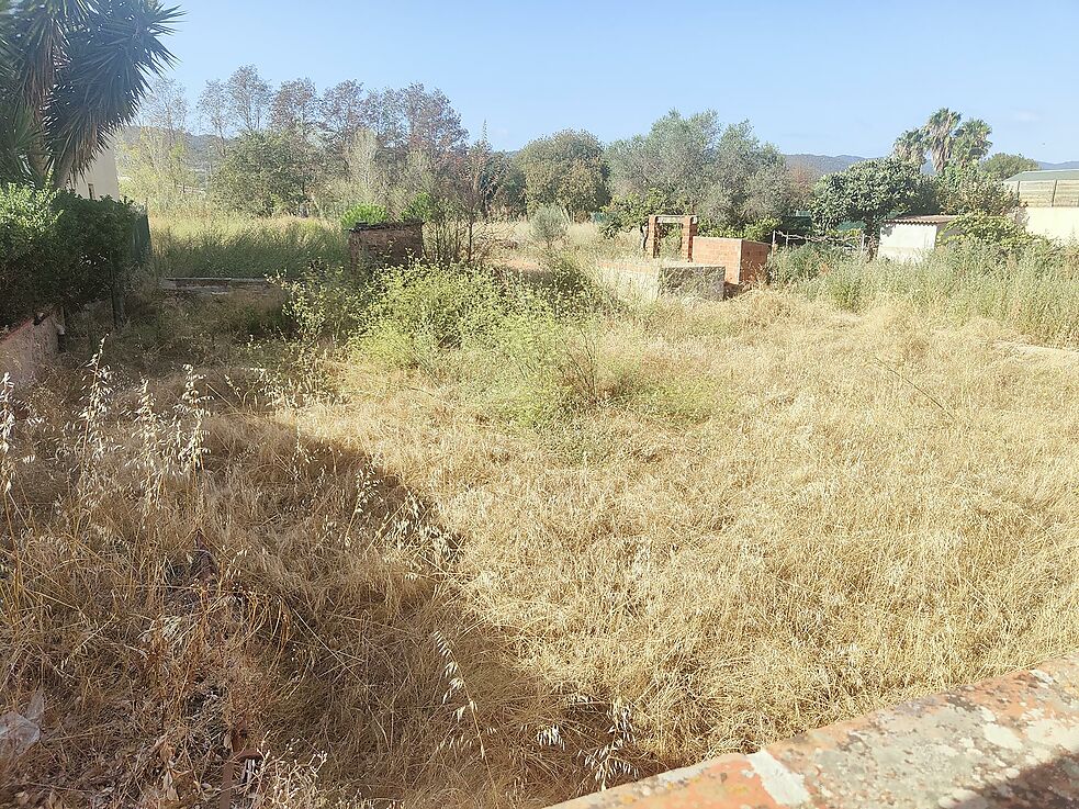 Plot for sale in Calonge