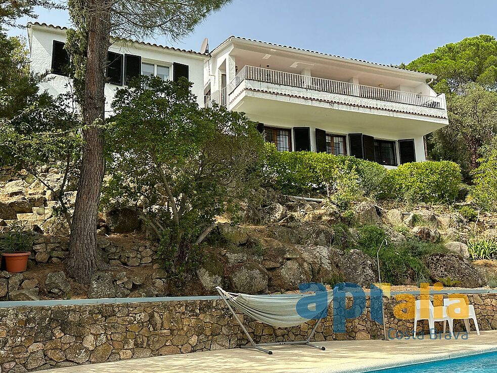 5 bedroom Villa in Calonge with pool and independent apartment