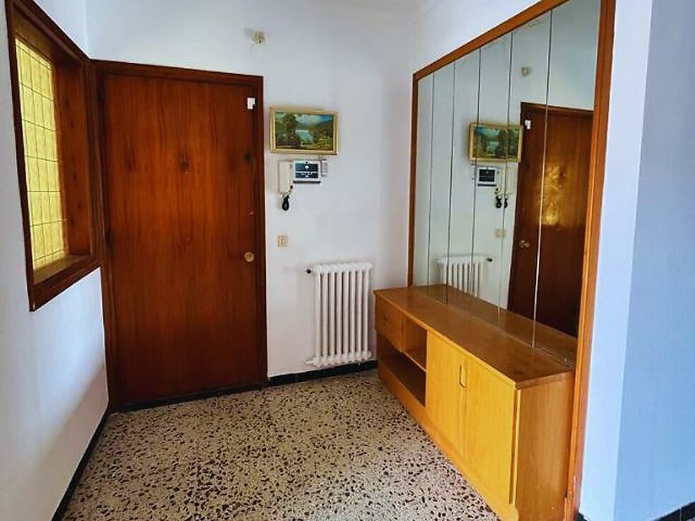 Piso en venta en St. Feliu de Guíxols