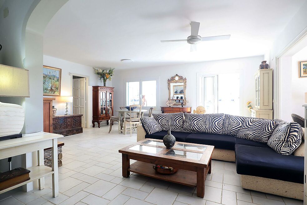 Villa for sale in Calonge