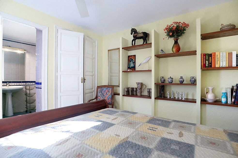 Villa for sale in Calonge