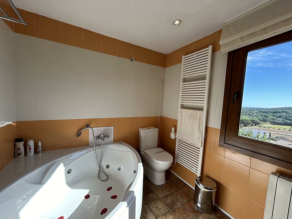 BONNE OPPORTUNITÉ!!! TOUR À VENDRE À MAS TOI, CALONGE, COSTA BRAVA