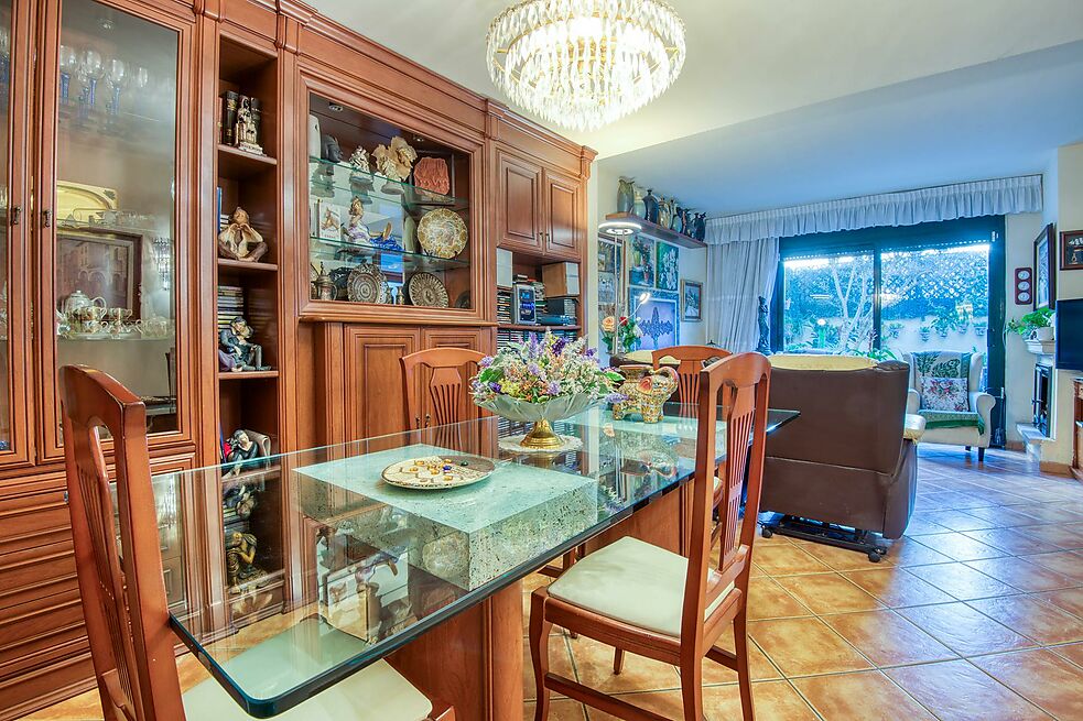 Casa adosada en venta en St. Feliu de Guíxols