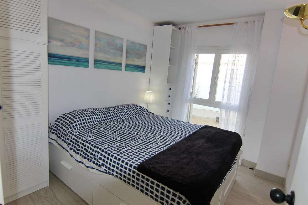 Apartament molt cèntric i a només 100 m de la platja!