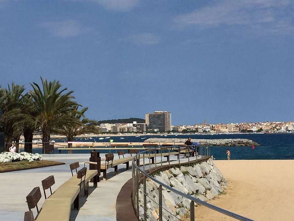 Apartament molt cèntric i a només 100 m de la platja!