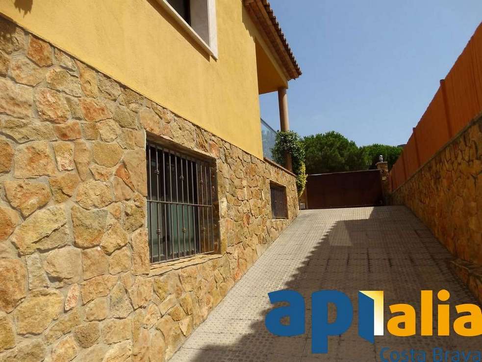 House for sale in Sant Feliu de Guíxols