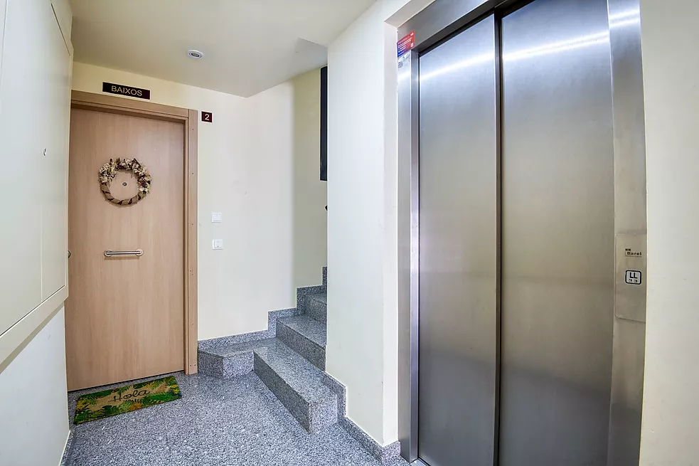 Bright ground floor apartment ready to move in.- Sant Feliu de Guíxols