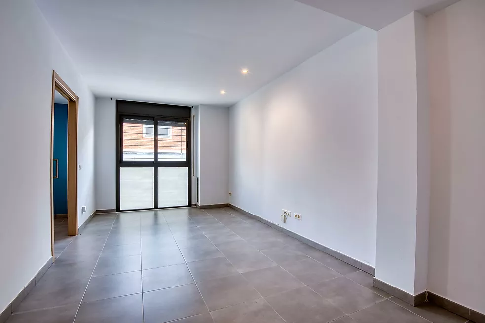 Bright ground floor apartment ready to move in.- Sant Feliu de Guíxols