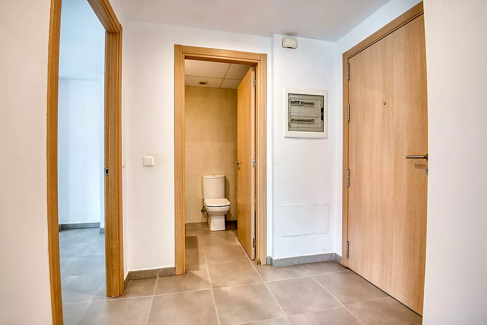 Bright ground floor apartment ready to move in.- Sant Feliu de Guíxols