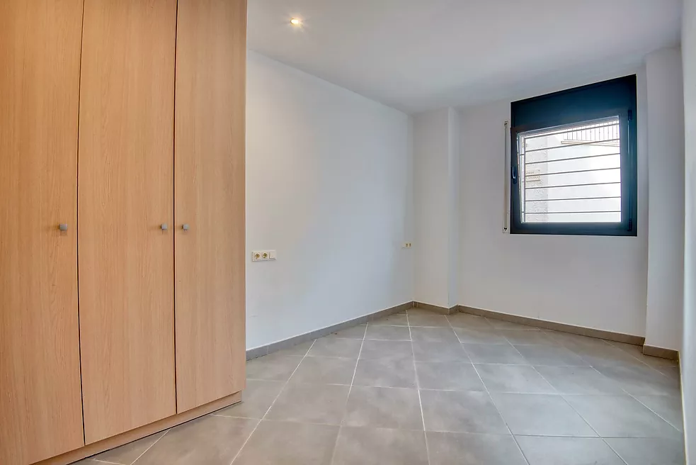 Bright ground floor apartment ready to move in.- Sant Feliu de Guíxols