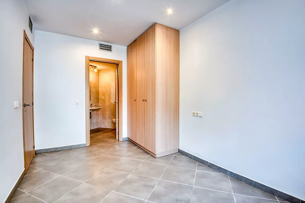 Bright ground floor apartment ready to move in.- Sant Feliu de Guíxols