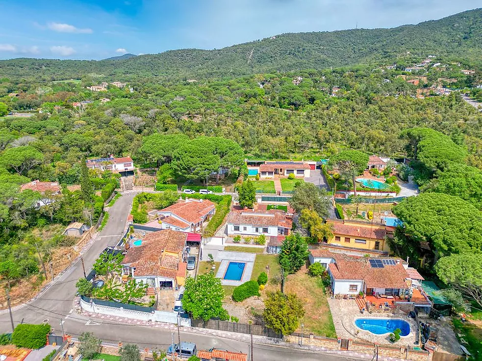 Wonderful house with a swimming pool