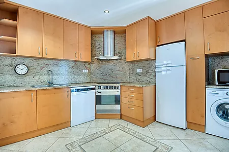 Beautiful apartment with terrace and views   Platja d Aro