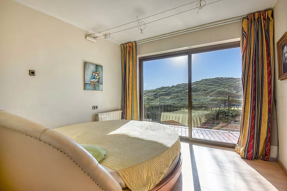 Preciosa vivienda con terraza y vistas .  Platja d Aro
