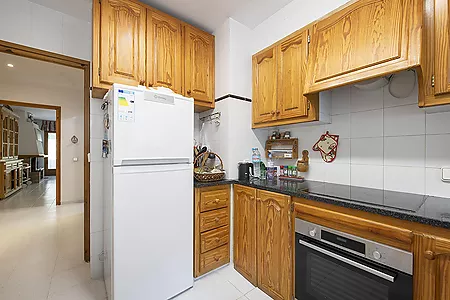 Apartment for sale in Tamariu