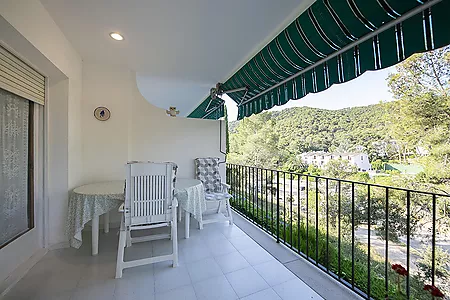 Apartment for sale in Tamariu
