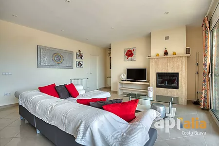Villa for sale in Calonge