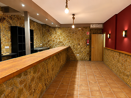 Commercial premises for sale in Palam&oacute;s