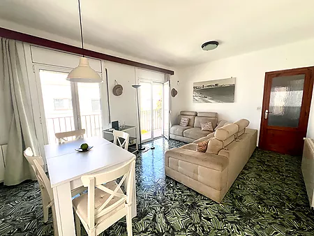 Apartment for sale in Palam&oacute;s