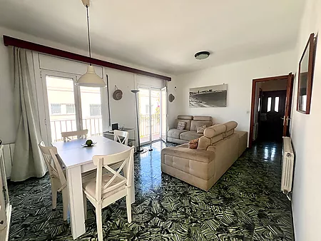 Apartment for sale in Palam&oacute;s