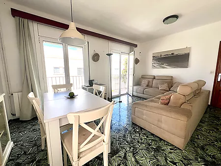 Apartment for sale in Palam&oacute;s