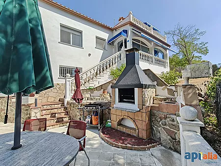 Villa for sale in Calonge