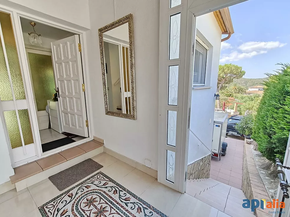 Villa for sale in Calonge