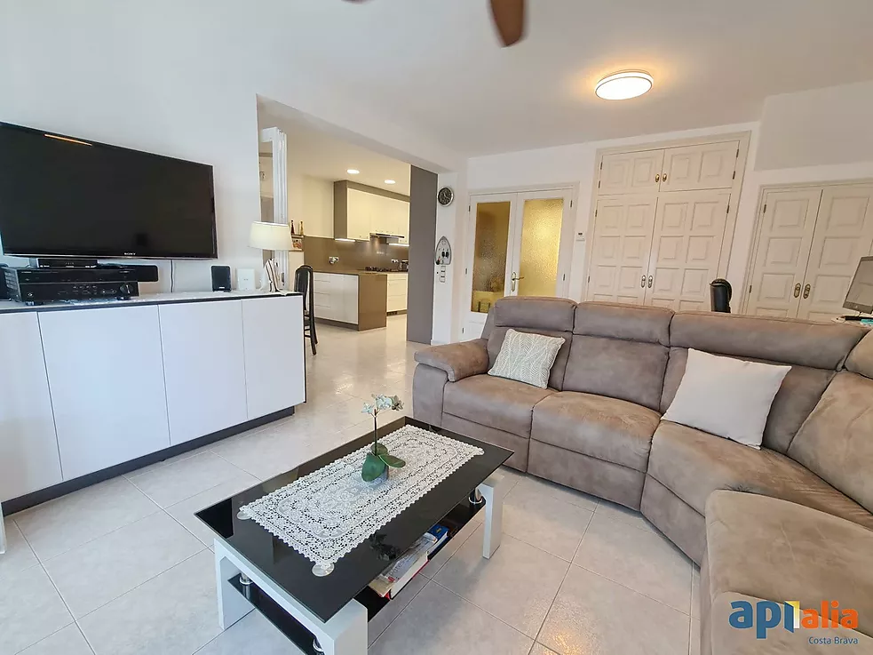 Villa for sale in Calonge