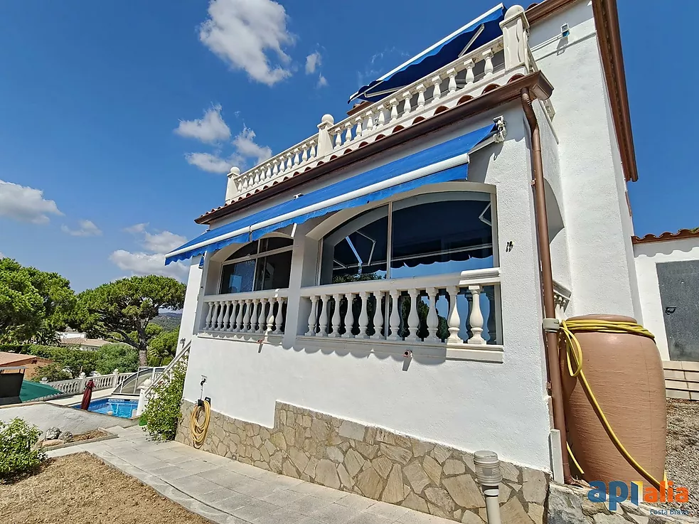 Villa for sale in Calonge