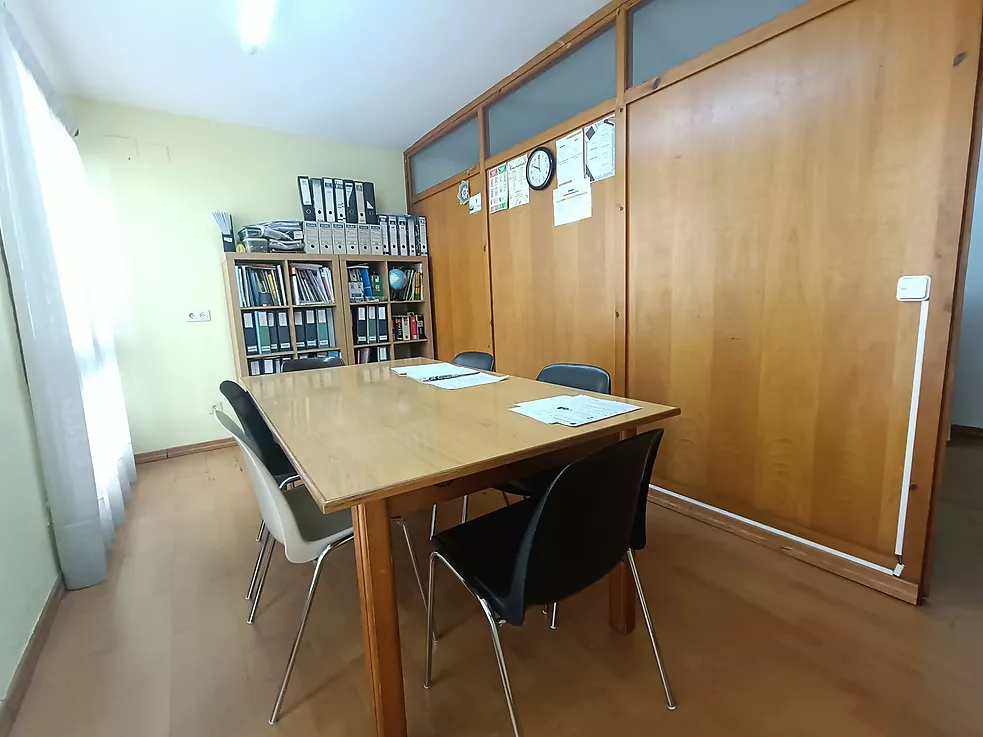 Locaux commerciaux à vendre à Palamós